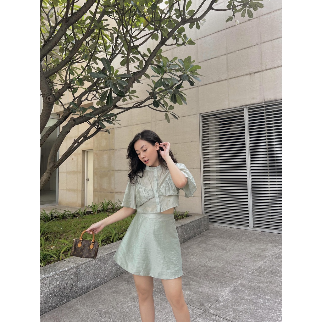 Set áo sơmi và chân váy ngắn trơn | SOKO SET - CLÉLIE