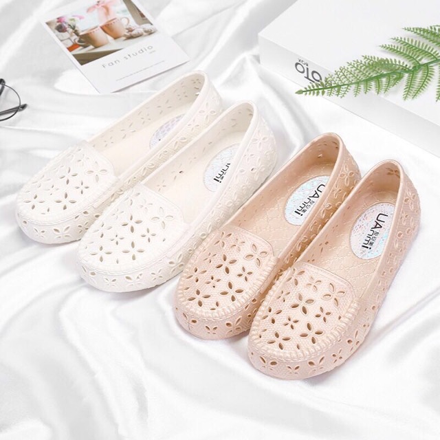 GIÀY NHỰA DẺO TRỜI THANG HÀNG NK QUẢNG CHÂU | BigBuy360 - bigbuy360.vn