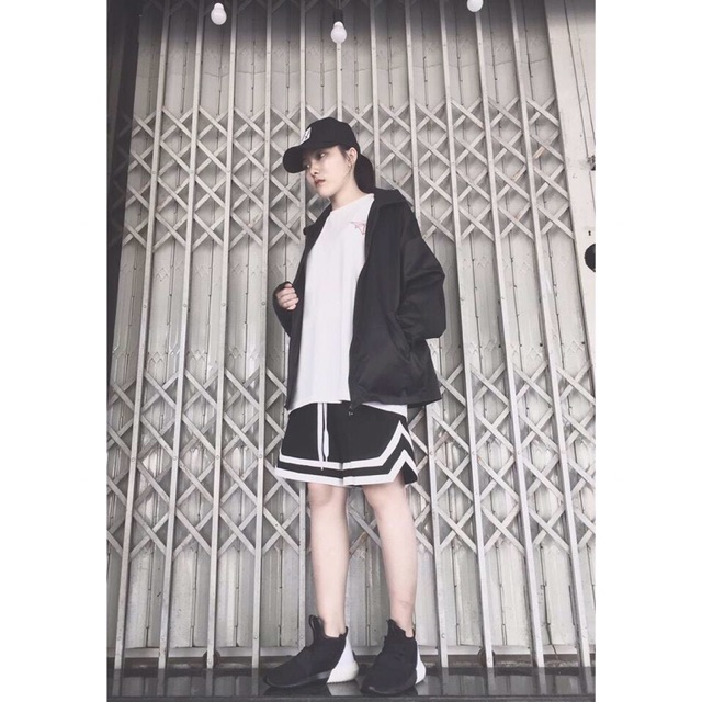 [Mã WASTUP5 giảm 10% tối đa 20K đơn 99K] Quần Đùi V Nam, Nữ UNiSex | BigBuy360 - bigbuy360.vn