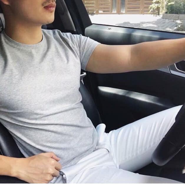 Áo Thun Trơn Nam Nữ Đều Mặc Được - Phong Cách Basic Trẻ Trung , Nhiều Màu, Nhiều Size Phù Hợp Với Mọi Người - ATT01 | BigBuy360 - bigbuy360.vn