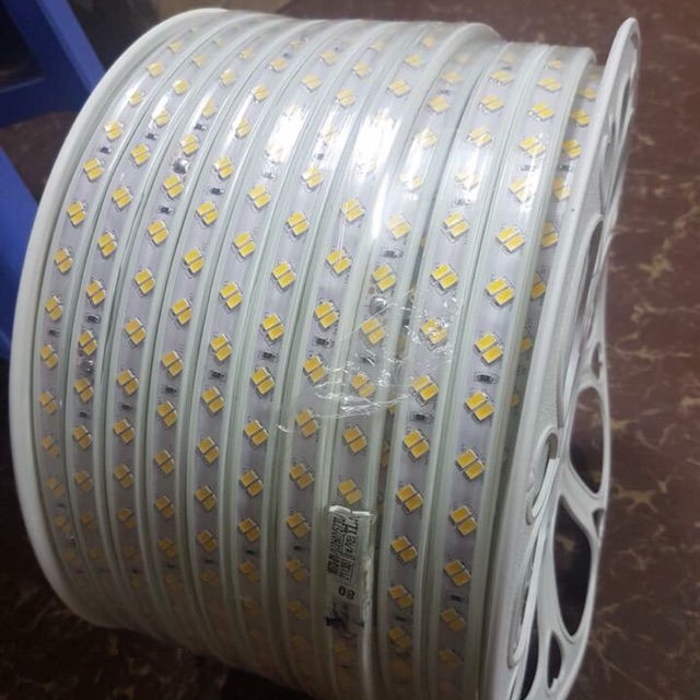 Cuộn Đèn Led Điện 220V 100m Chip 2835 2 Hàng Màu Trắng,Vàng Cuộn Led Trang Trí