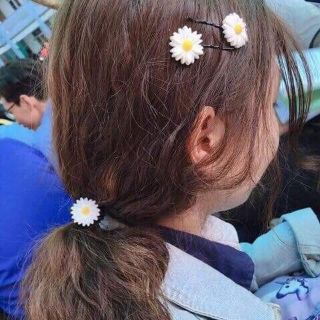 Cột tóc hoa cúc (Daisy) siêu xinh
