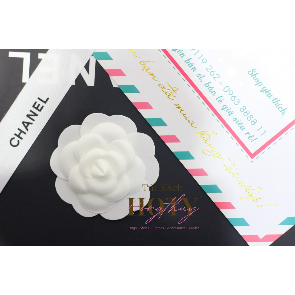 Hoa Trà Chanel Trang Trí Túi Giấy Cao Cấp, Hoa camellia nhung.