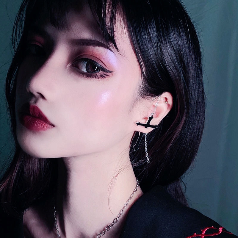 Khuyên tai thiết kế phong cách cổ điển thời trang