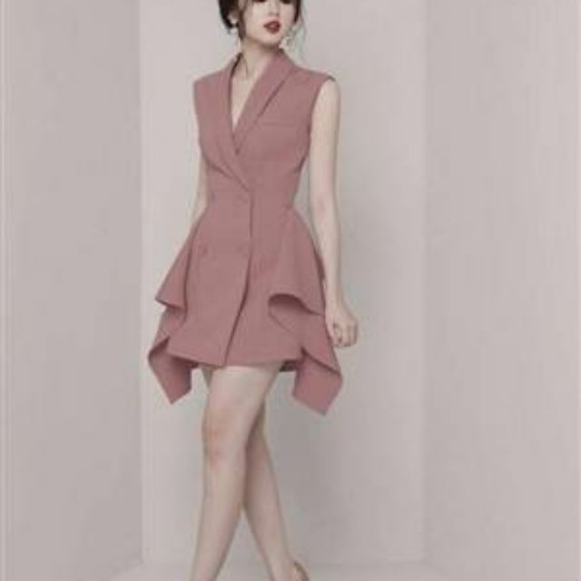 Đầm thiết kế cao cấp