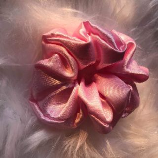 Đồ cột tóc scrunchies vải bóng (P1)