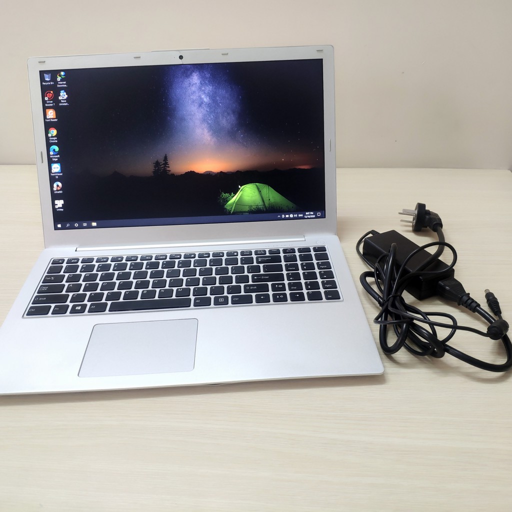 Laptop gaming vỏ nhôm nguyên khối Core i7-7500U 16GB RAM DDR4 128GB SSD NVME 1TB HDD VGA GT940MX - đã qua sử dụng | BigBuy360 - bigbuy360.vn