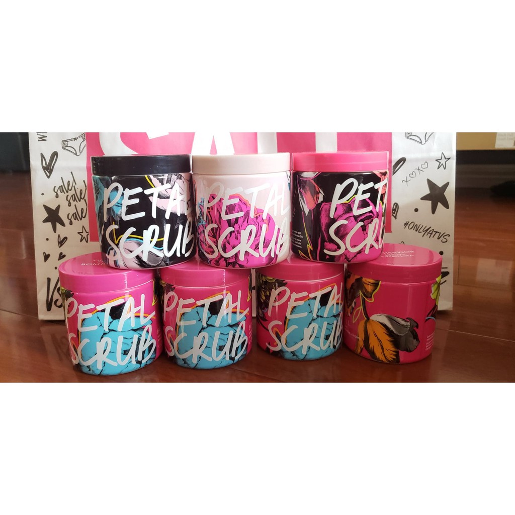 Muối tẩy tế bào chết Victoria's Secret hương nước hoa Petal Scrubs