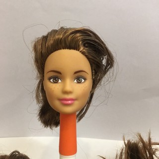 BB02 - Đầu búp bê barbie