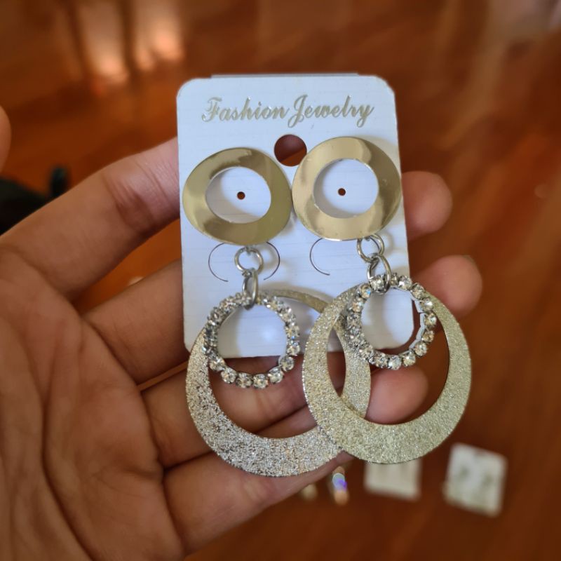 khuyên tai đồng giá 15k thái lan