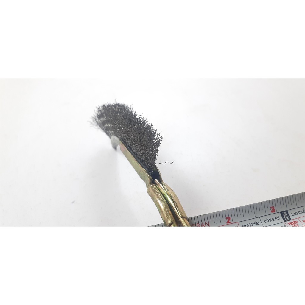 Bàn Chải Cong Cán Sắt