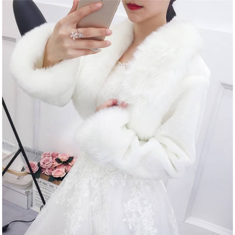 Áo Choàng Giả Lông Thú Giữ Ấm Mùa Thu Đông Cho Cô Dâu | BigBuy360 - bigbuy360.vn