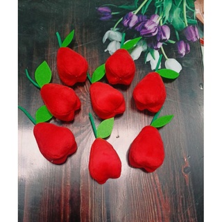 Quả roi đỏ nhồi bông để làm đồ chơi, đồ dùng mầm non