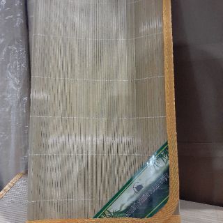 Chiếu tre trẻ em