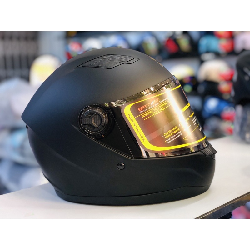 Mũ bảo hiểm Fullface Royal M136 đen nhám-bảo hành 12 tháng