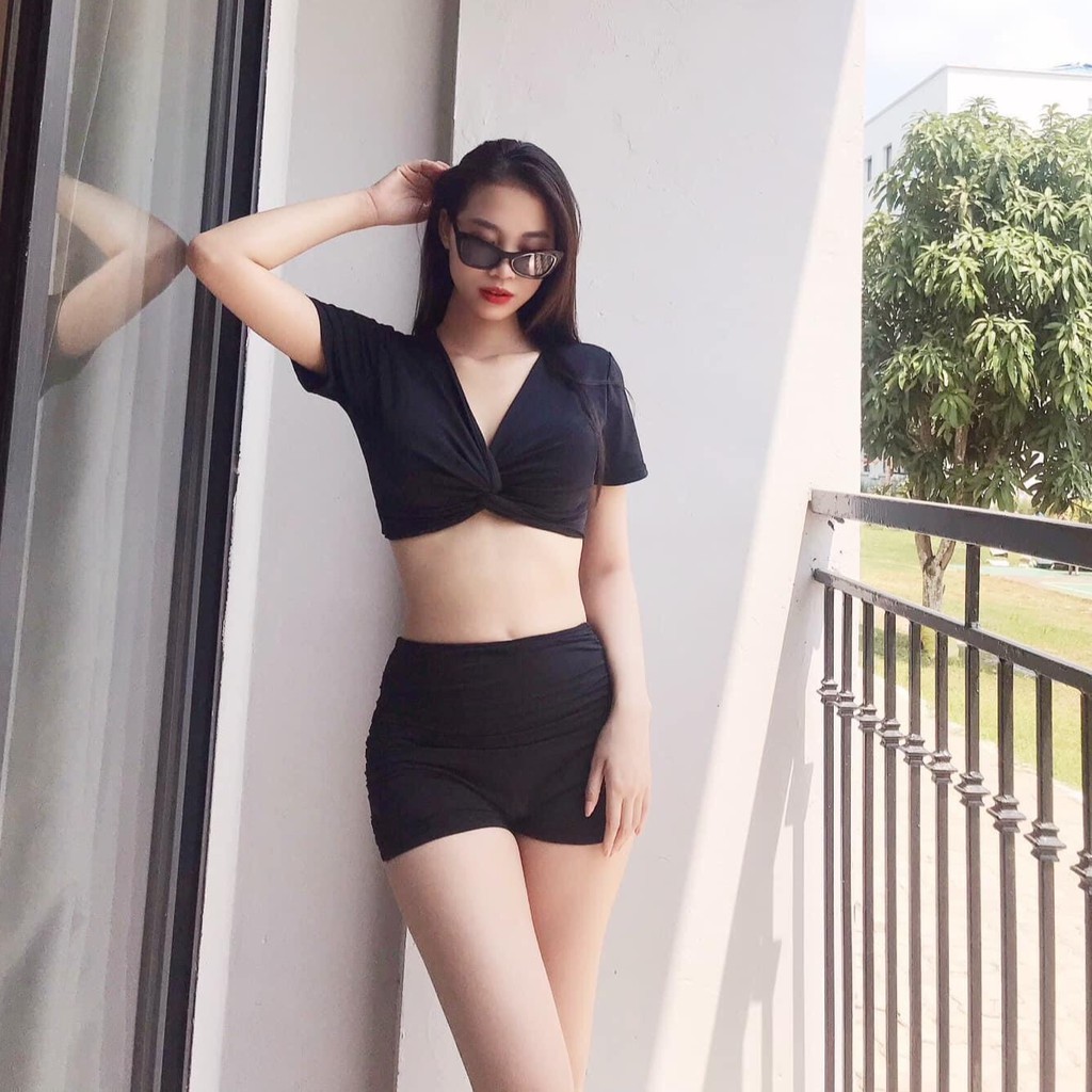 Bikini Đồ Bơi Nữ Hai Mảnh Quần Đùi Cạp Cao Áo Croptop Xoắn Ngực Tặng Kèm Mút Lót Ngực Tiện Lợi | QP001 | BigBuy360 - bigbuy360.vn