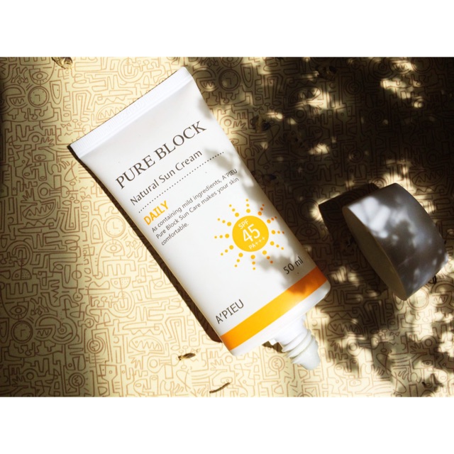 Kem chống nắng Apieu pure lock