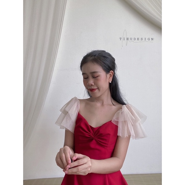 TIEUDESIGN Đầm nhún ngực tay lưới Đỏ phối kem