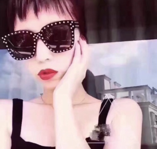mắt Kính mát nữ vuông đinh chất cho mặt tròn bản to