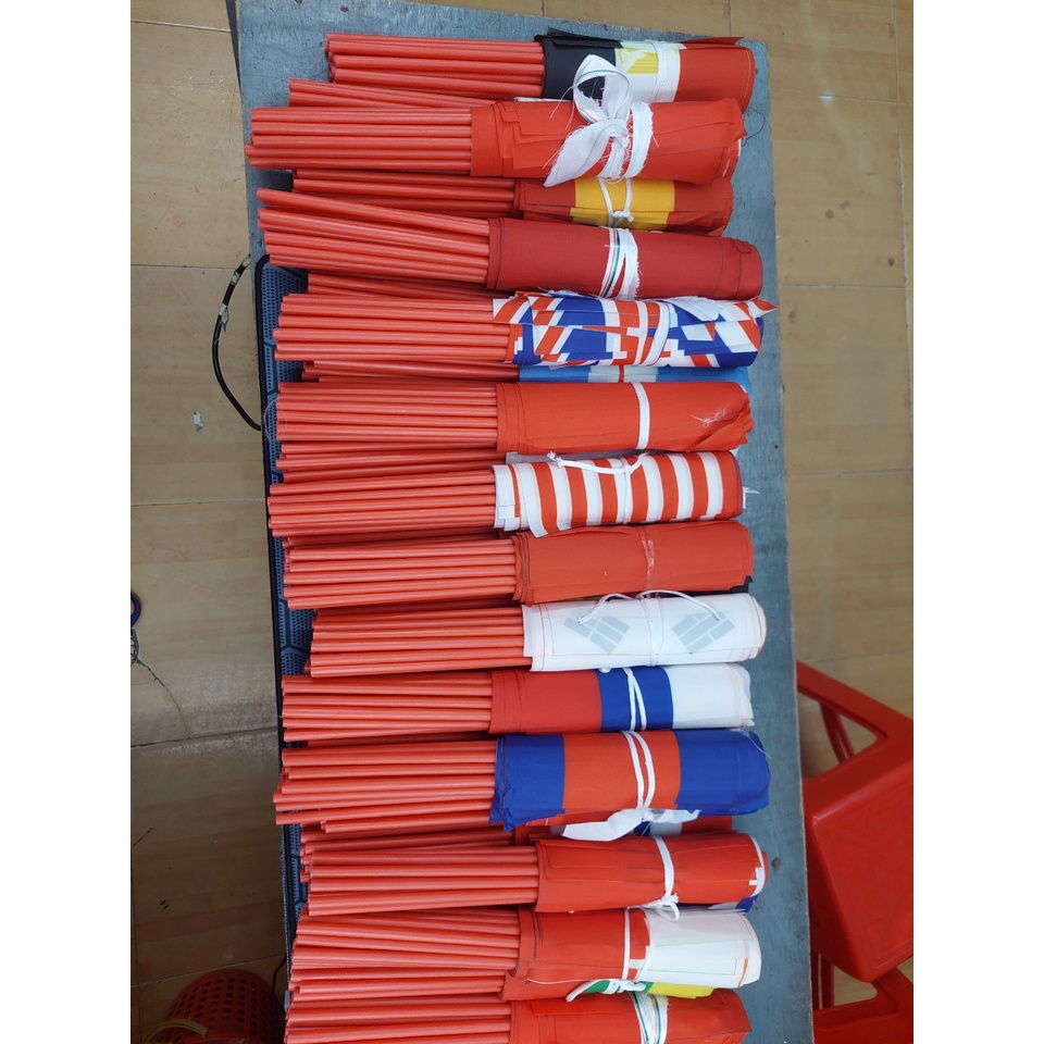 Cờ vẫy các nước theo