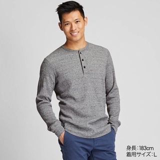Áo thun nam cổ tròn có khuy Uniqlo 418700