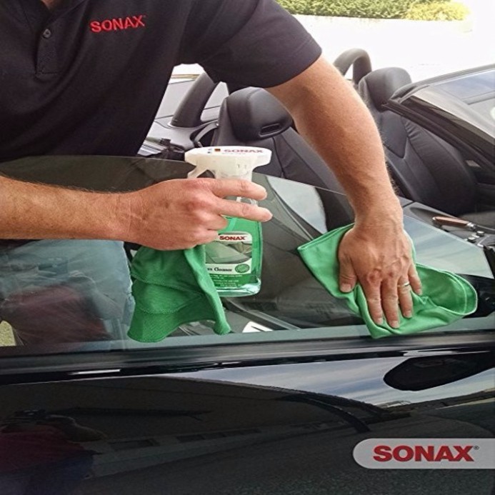 Sản Phẩm  Chai xịt vệ sinh làm sạch và trong kính ô tô Sonax 338241 Dung tích 500 ml ..