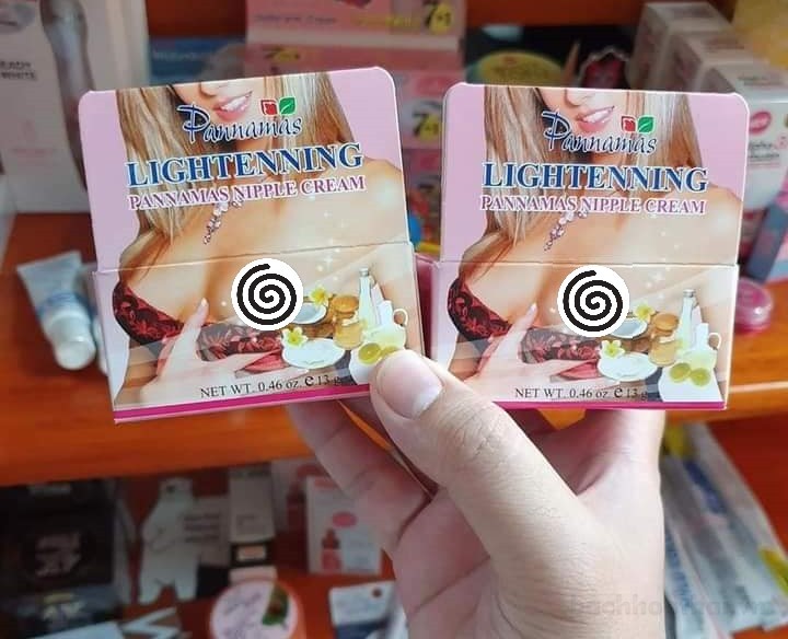 1 hộp Kem làm hồng nhũ hoa Pannamas Lightenning Nipple Cream (Thái Lan)