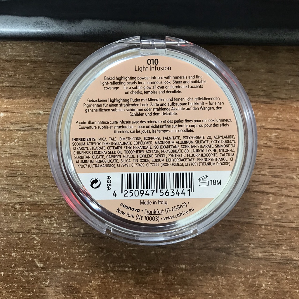 PHẤN CATRICE HIGH GLOW MINERAL HIGHLIGHTING