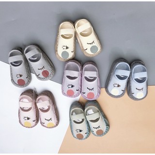 Giày vớ tập đi 2 trong 1 mẫu mới cho bé