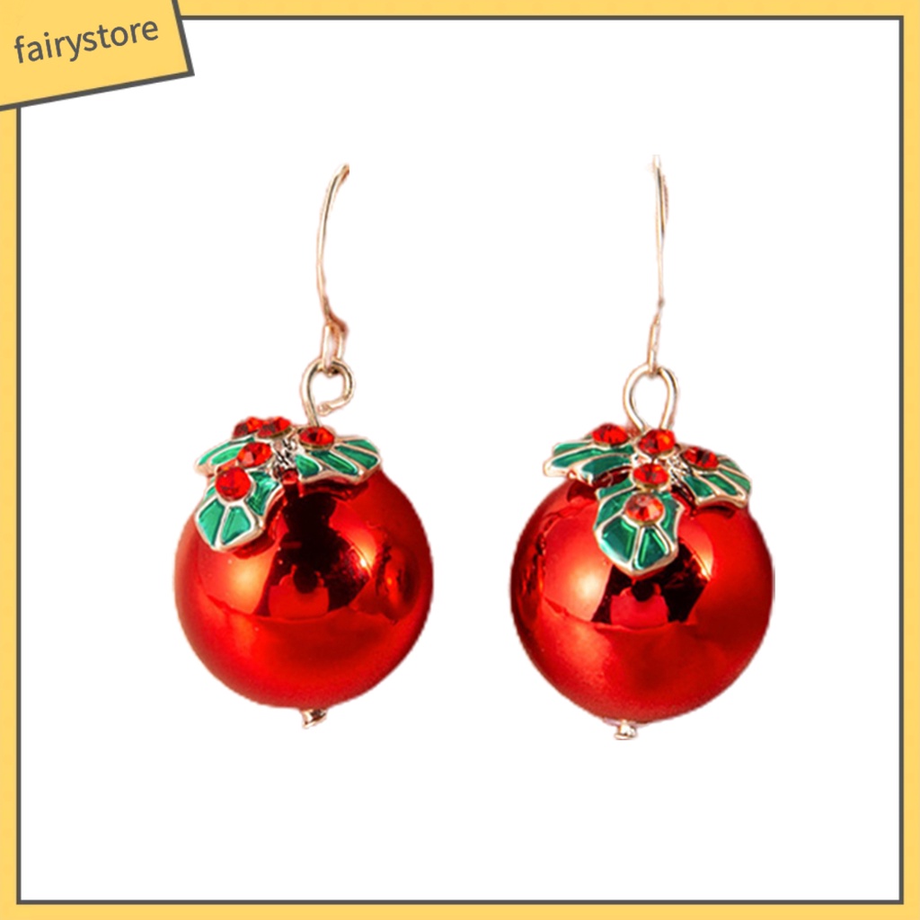 Đôi khuyên tai thiết kế hình giáng sinh đáng yêu