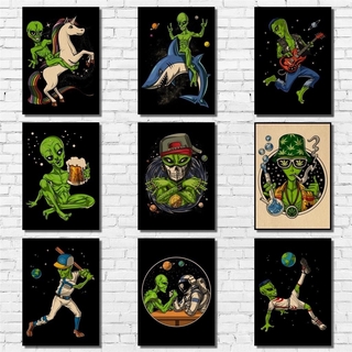 Tranh Treo Tường Hình Người Ngoài Hành Tinh Vui Nhộn