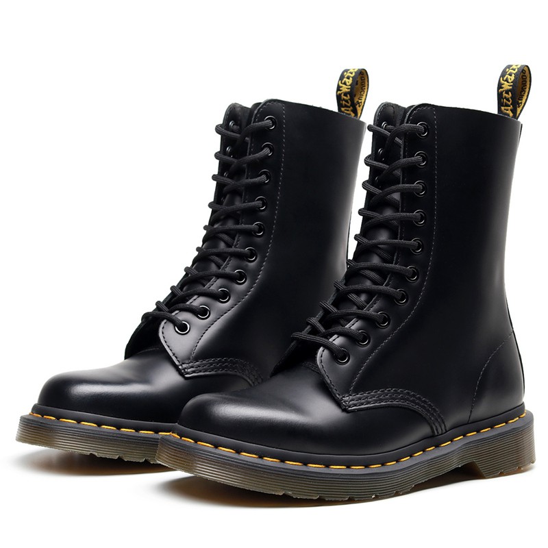 Giày bốt Martin Dr. Martens Air Wair 1490 thiết kế cá tính cho cặp đôi