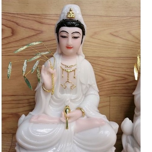 Tượng Ngài Quan Thế Âm Bồ Tát ngồi  cao 30cm