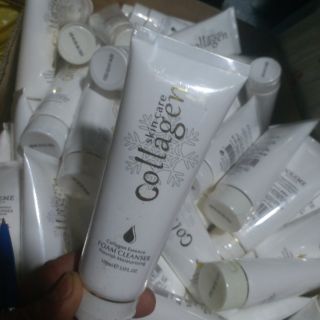 Sữa rửa mặt collagen