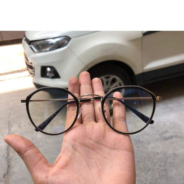 Gọng kim loại korea