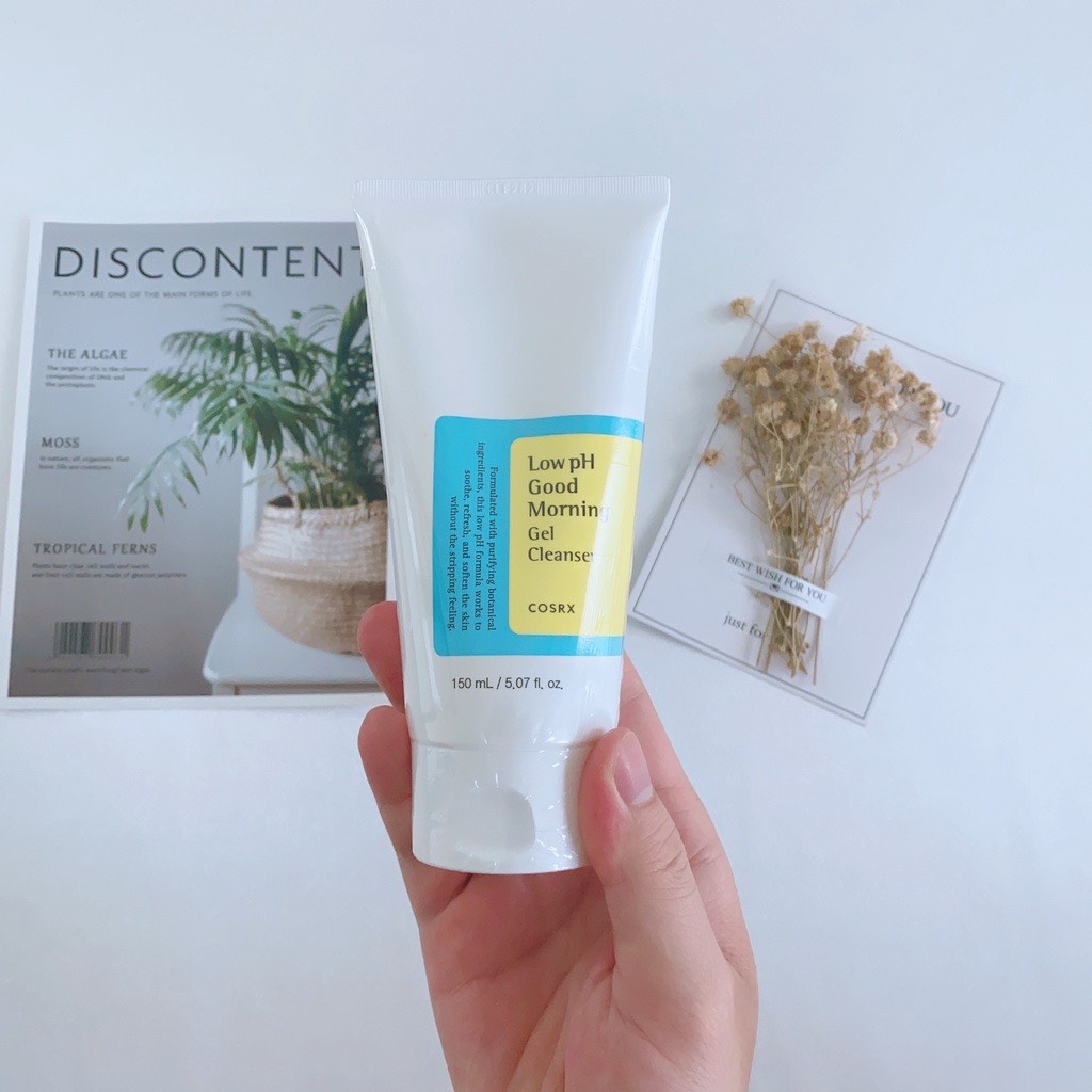 Sữa rửa mặt Cosrx Low PH Good Morning Gel Cleanser dành cho da dầu mụn 150ml