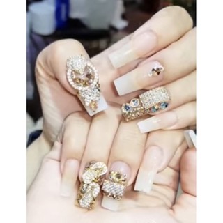 1 Charm Đá Cao Cấp : Dép, Kim cương