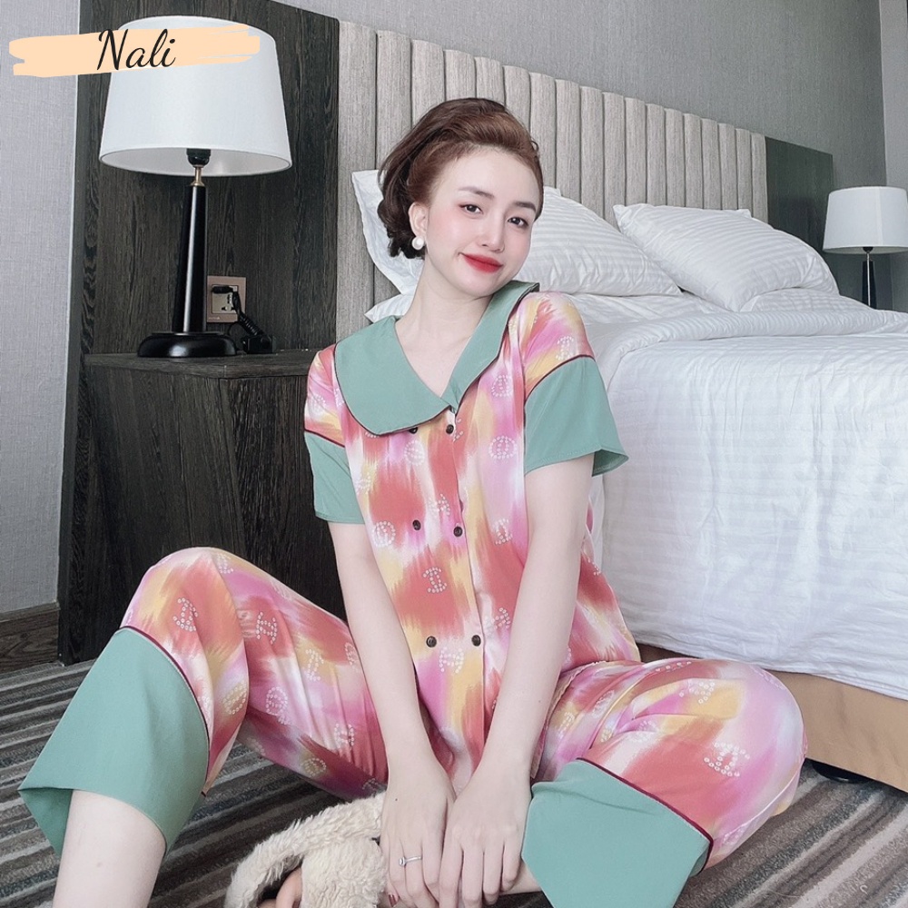 Bộ pijama cộc tay quần dài chất liệu lụa mango, bộ đồ ngủ nữ pyjama họa tiết xanh bơ DC23