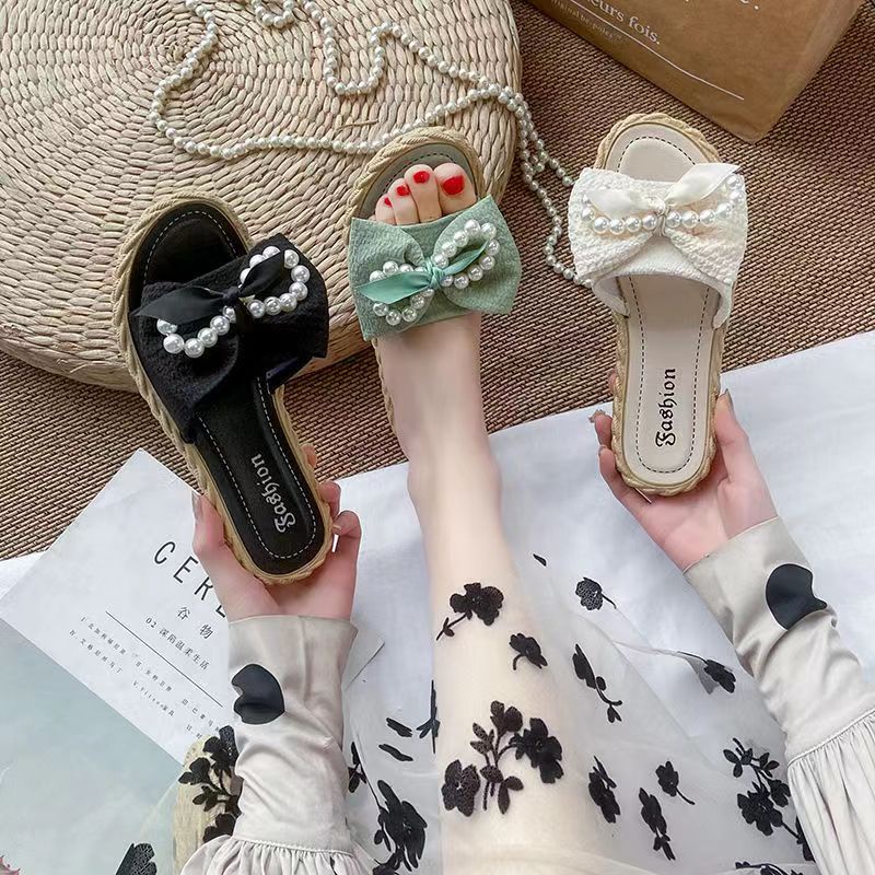 Dép Đi Biển Đế Bệt Đính Nơ Và Ngọc Trai Phong Cách Mới