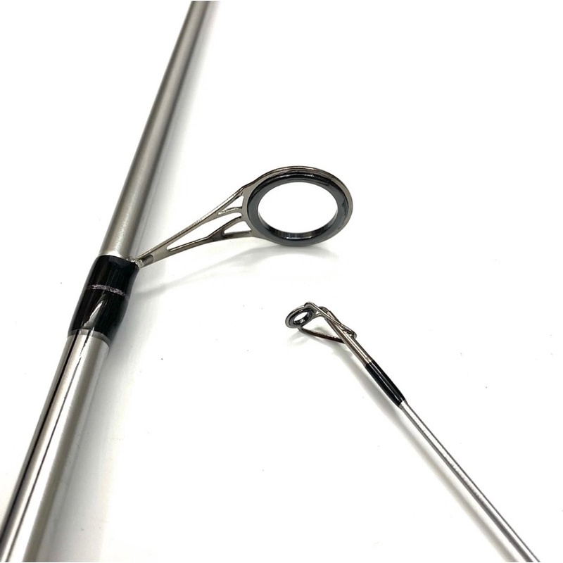 cần câu Lure 2 khúc Abu Vengeance