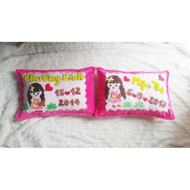 2 gối handmade theo yêu cầu