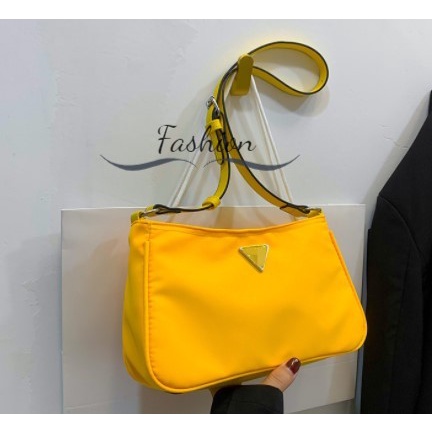 Túi Đeo Vai Bằng nylon Thời Trang Chất Lượng Cao Cho Nữ