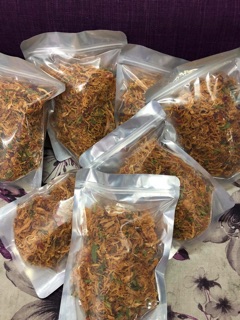 Khô gà lá chánh