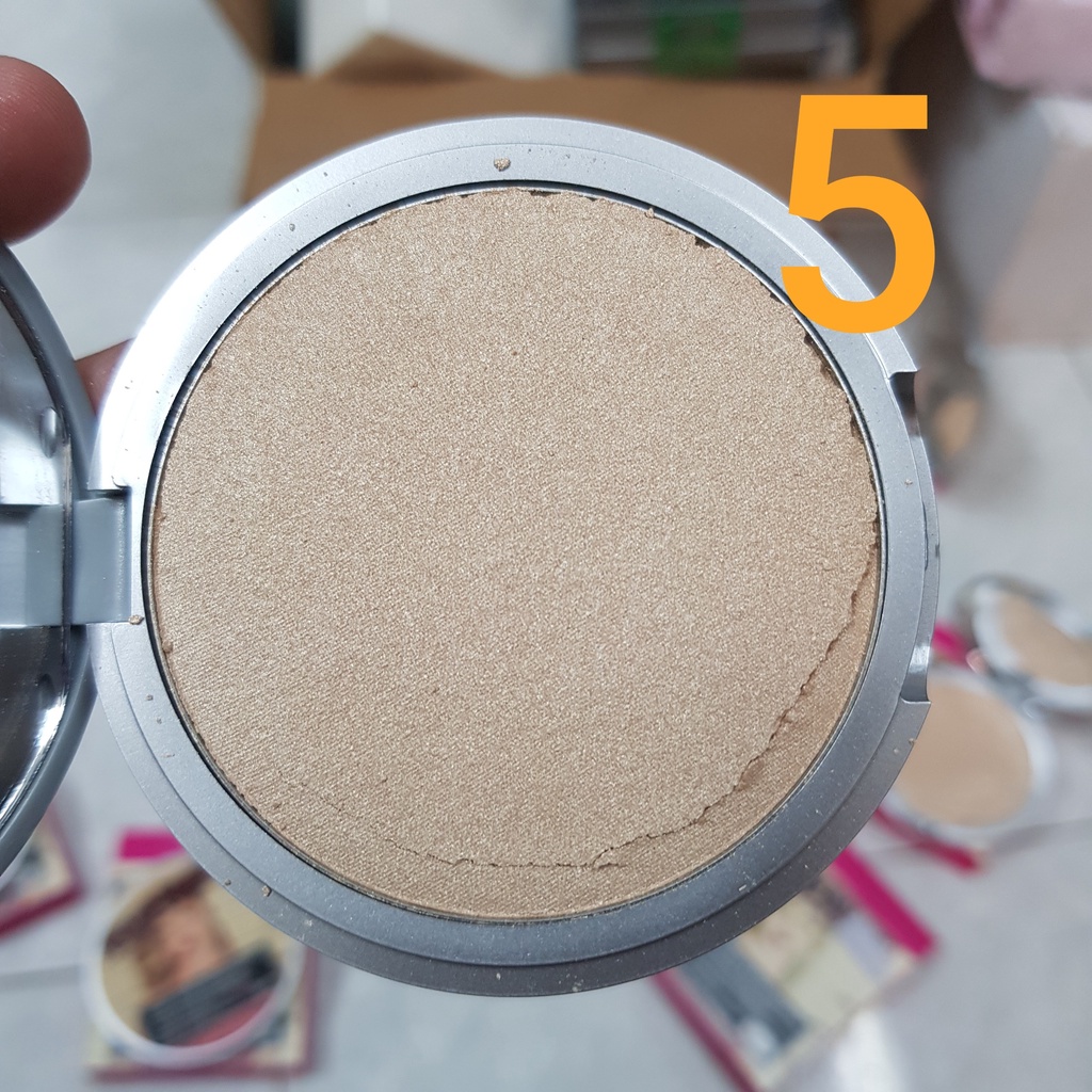 Phấn highlight The Balm Mary Lou Manizer