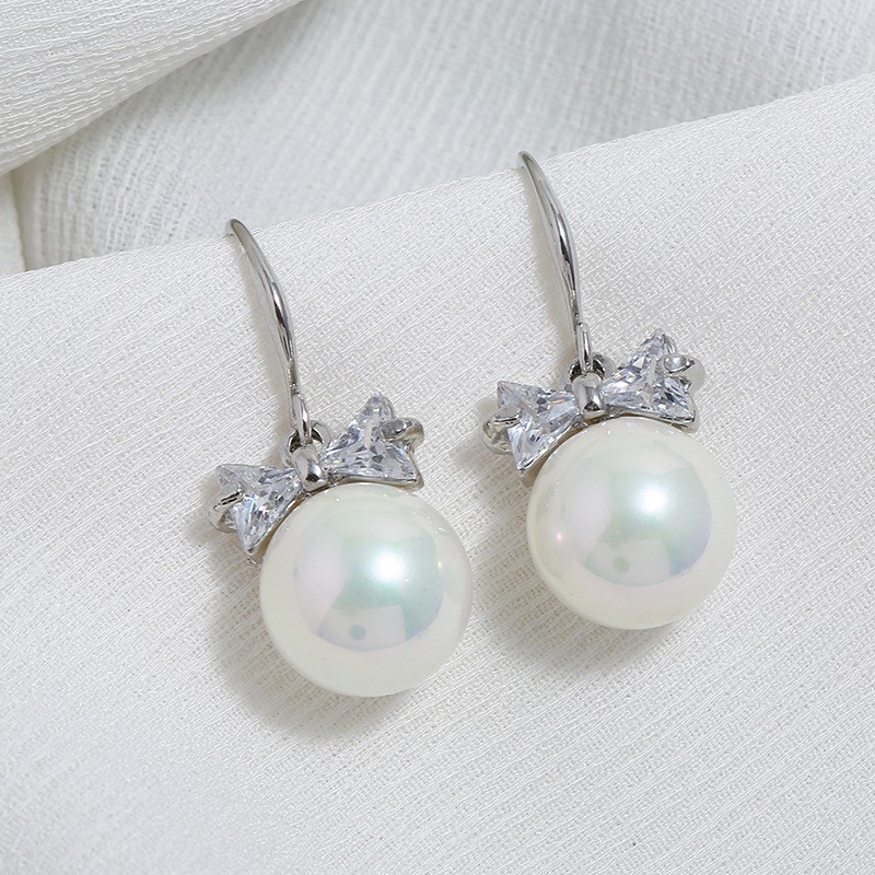 Bông tai cao cấp - móc châu-BT620