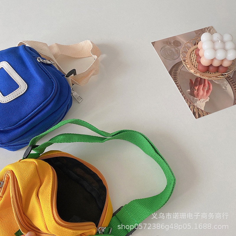 Túi đeo chéo chữ cái cho bé trai bé gái nổi bật  B70-21186