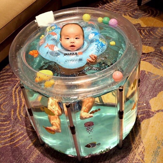 Bể bơi thành cao