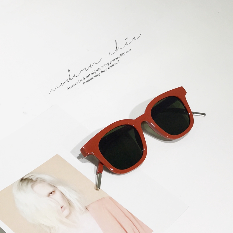 Kính mát gọng vuông thời trang cho nữ | BigBuy360 - bigbuy360.vn