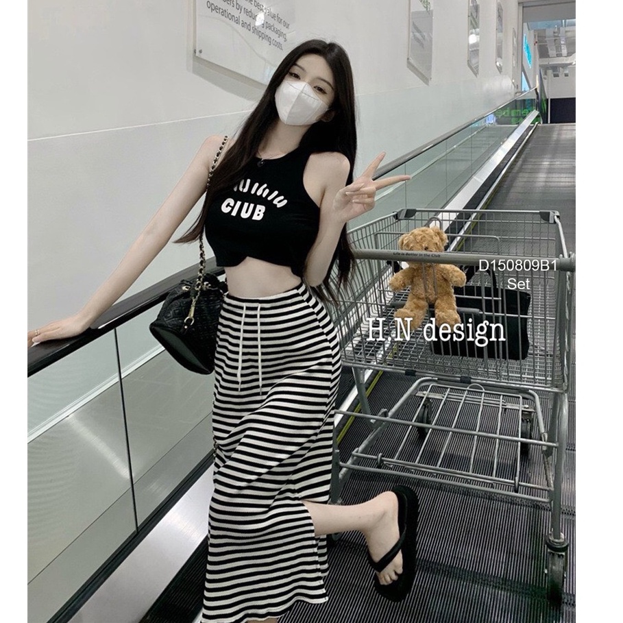 Set áo thun croptop sát nách+ chân váy sọc kẻ dáng dài!