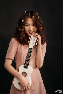 ĐÀN UKULELE SOPRANO TRẮNG CUTE